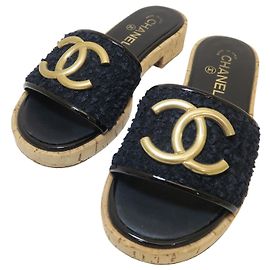Pantofole Chanel in Tweed Oro D'oro