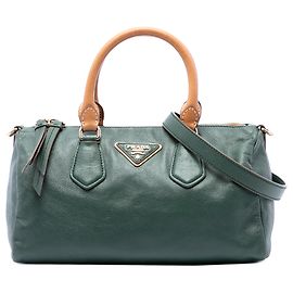 Prada Sac à main Evasion Small en cuir de veau souple Vert Vert