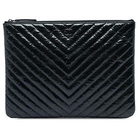Chanel Black Medium Chevron Crinkled Patent O Case Clutch Black