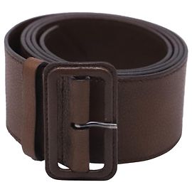Prada Buckled Belt in Brown Leather  Brown Red