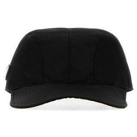 Boné Prada Camp Cap em Re-Nylon Preto Preto