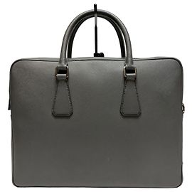 Prada Maletín de cuero Saffiano Grey Castaño
