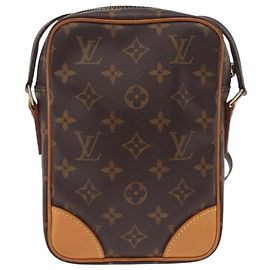 LOUIS VUITTON Monogram Danube Shoulder Bag M45266 LV Auth 209224A - Jerrillo Outro