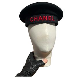 Chanel Black and Red Wool Sailor Cap Black Red