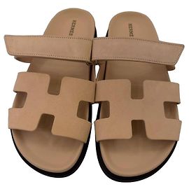 Hermès Chypre Pink Suede Sandals Pink