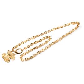 Colar com pendente acolchoado Chanel CC banhado a ouro Dourado