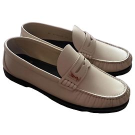 Autre Marque Saint Laurent Beige Leder-Loafer Beige