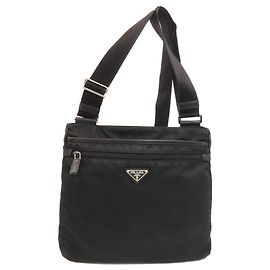 Prada Nylon Schultertasche Schwarz