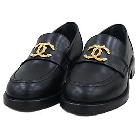 Chanel Mocassin Camellia Marron