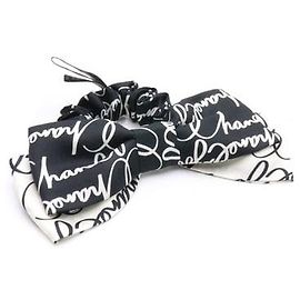 Chanel Scrunchie e banda para cabelo em fita de seda com padrão de logo e letras Multicor