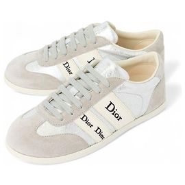 Dior Sapatilhas com fitas para mulher Marrom