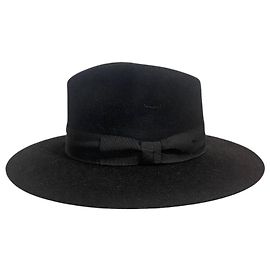 Autre Marque Saint Laurent Hut schwarz T.57 Schwarz