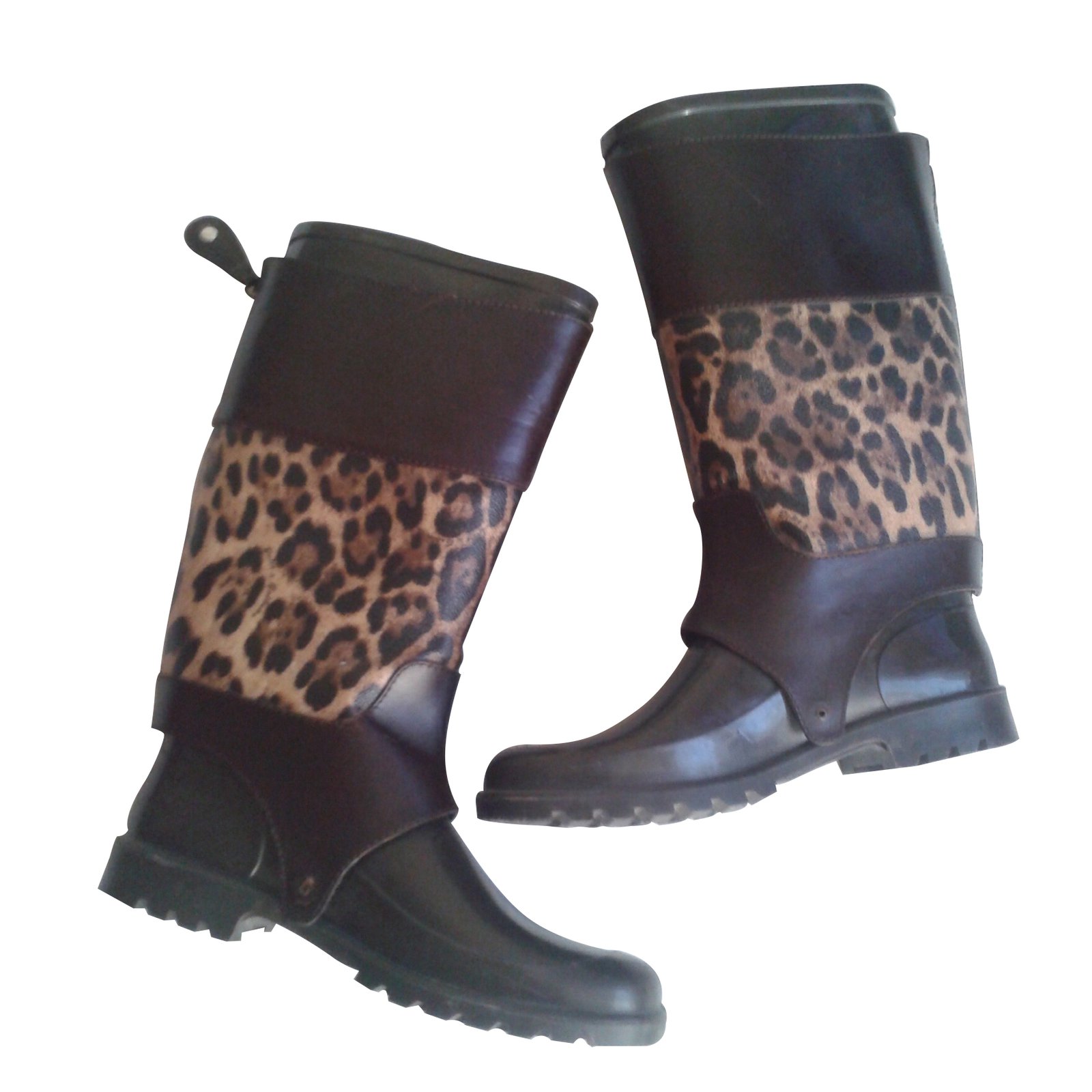 Dolce & Gabbana Leopard Print Boots in Brown