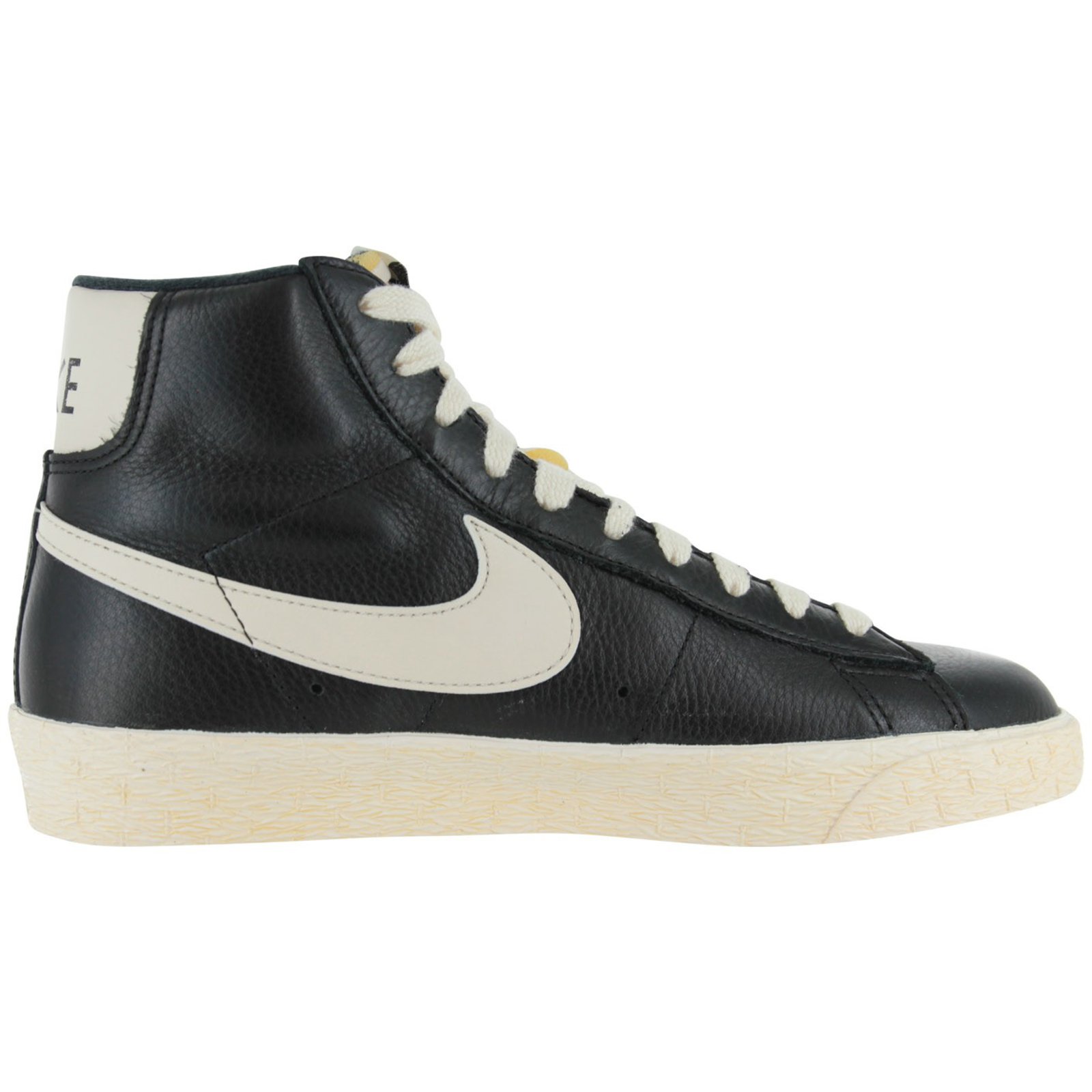 Nike Sneakers Black Leather ref.14180 - Joli Closet