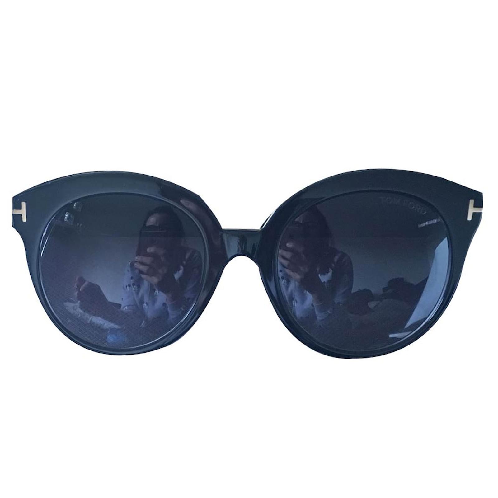 Tom Ford Sunglasses Black Plastic  - Joli Closet