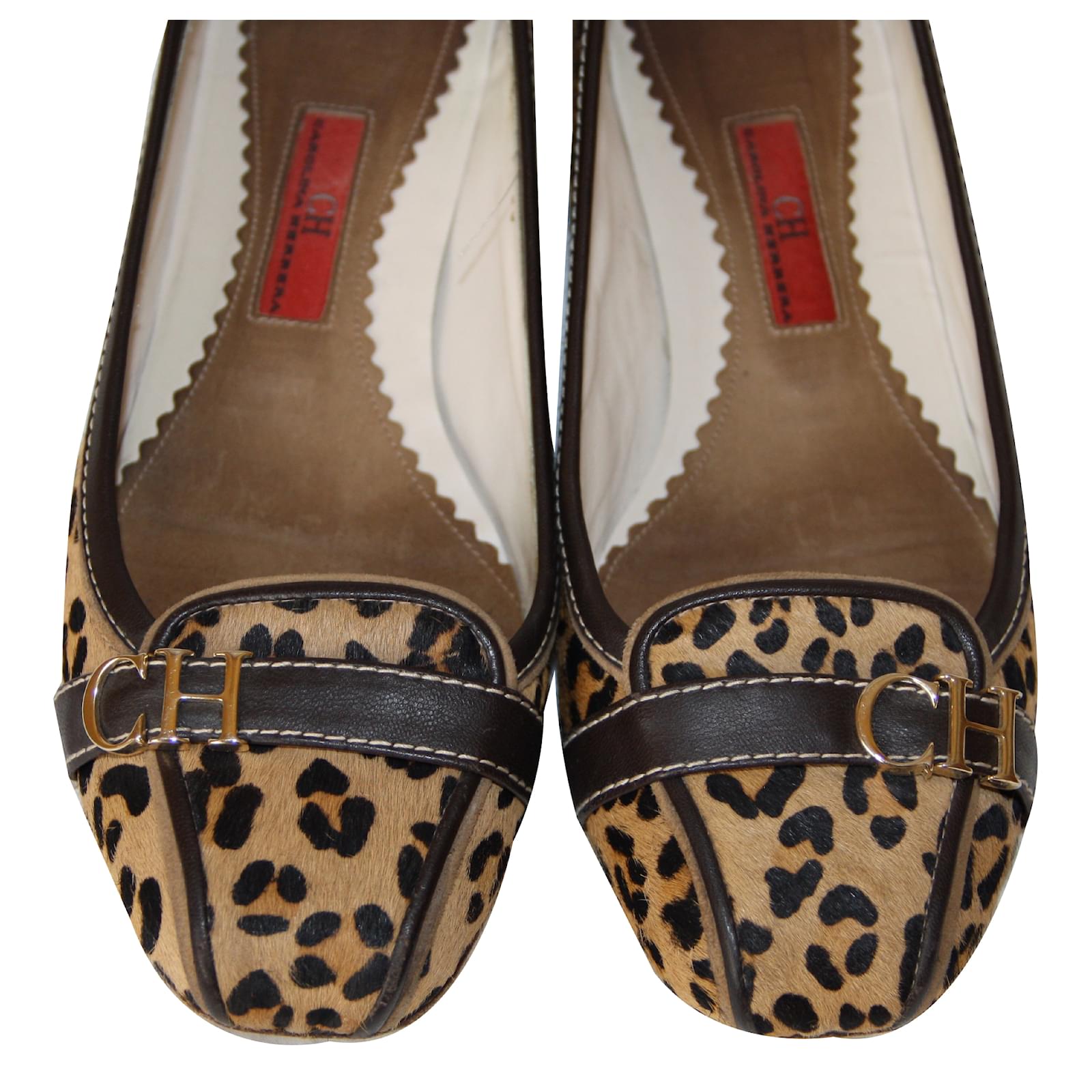 carolina herrera flat sandals