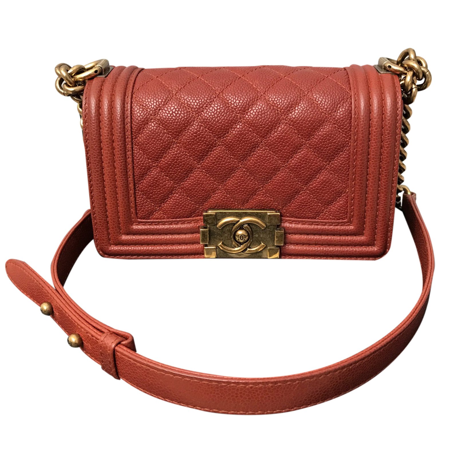 Chanel Boy Dark red Leather ref.26517 - Joli Closet