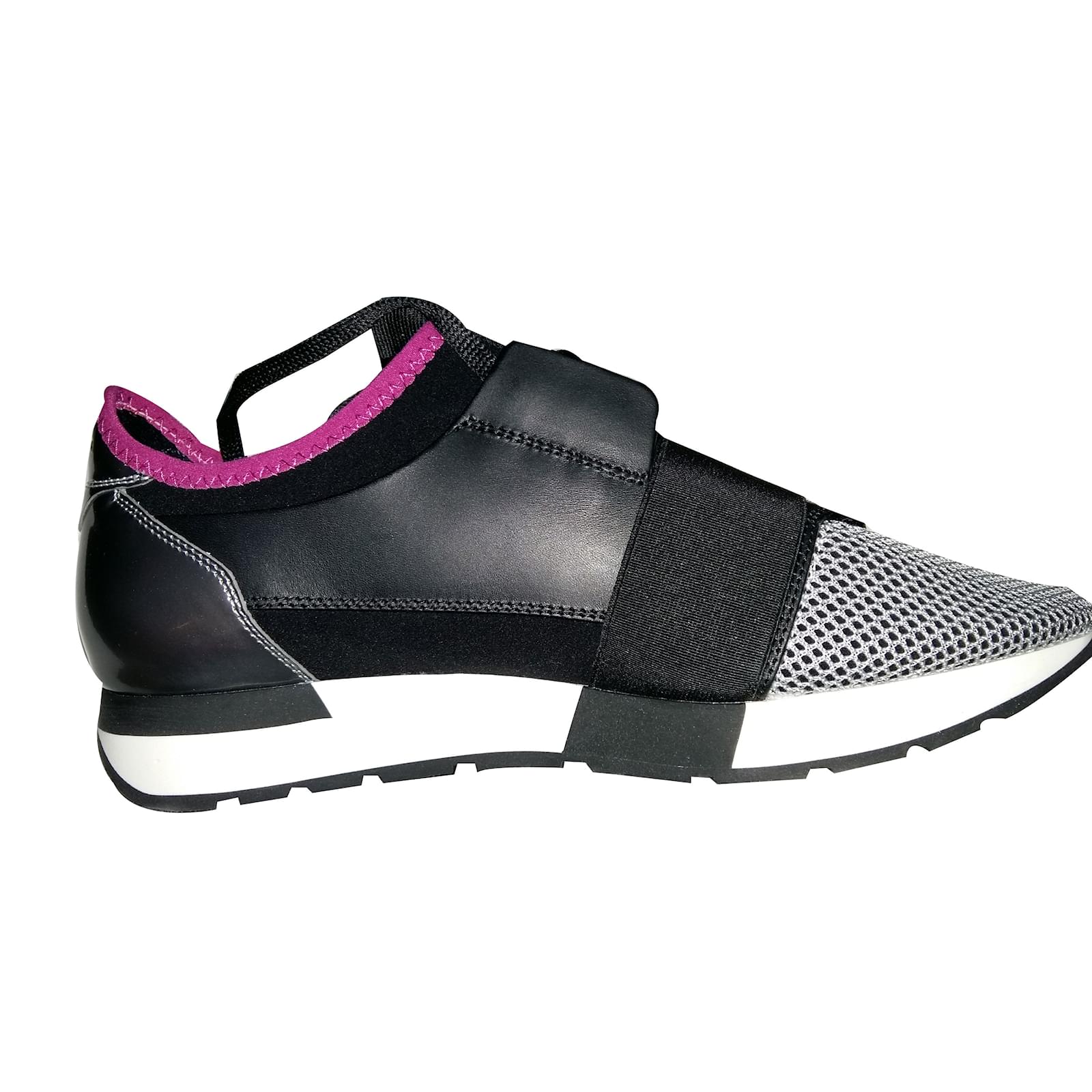 balenciaga runners race noir