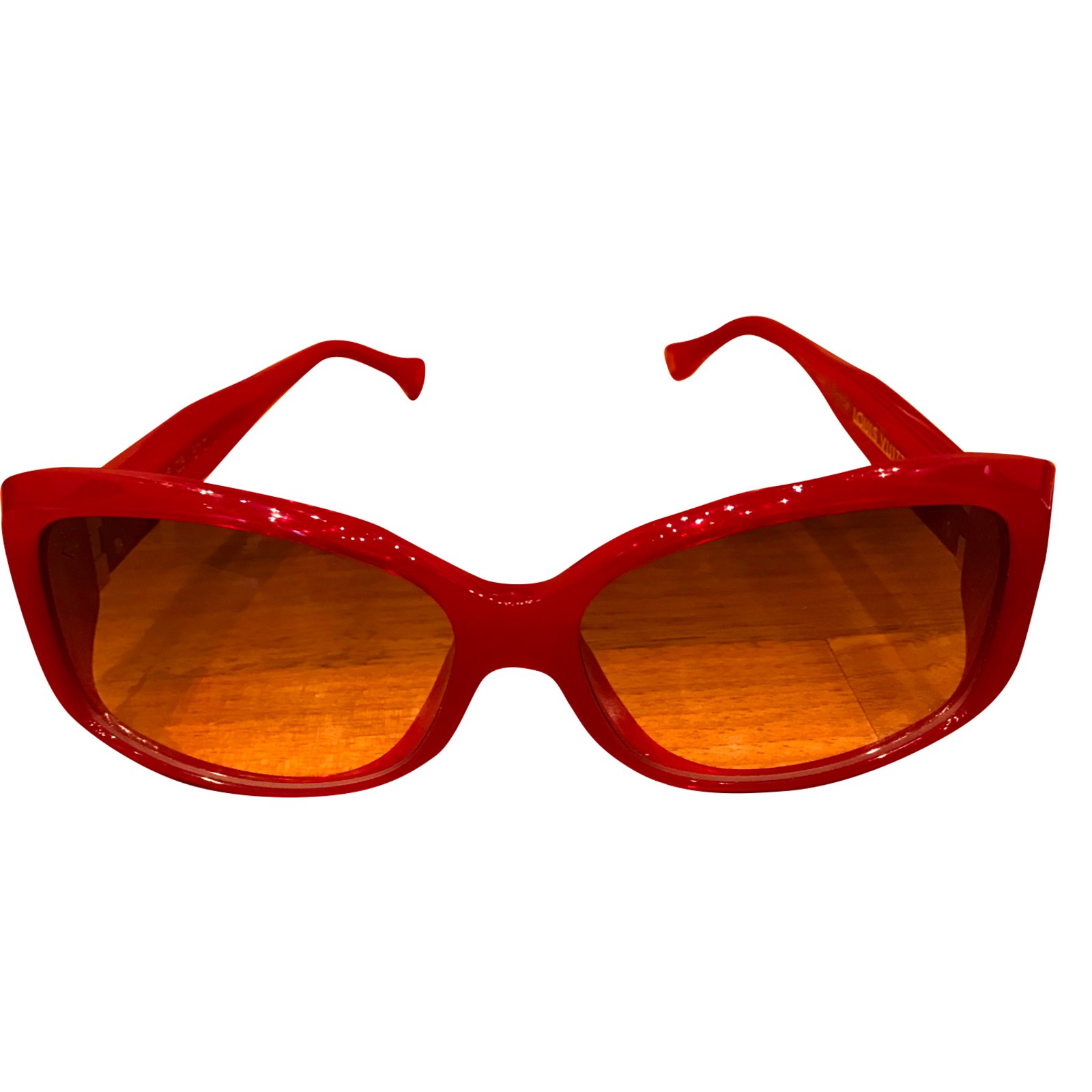 Louis Vuitton Sunglasses Red Plastic ref.34084 - Joli Closet