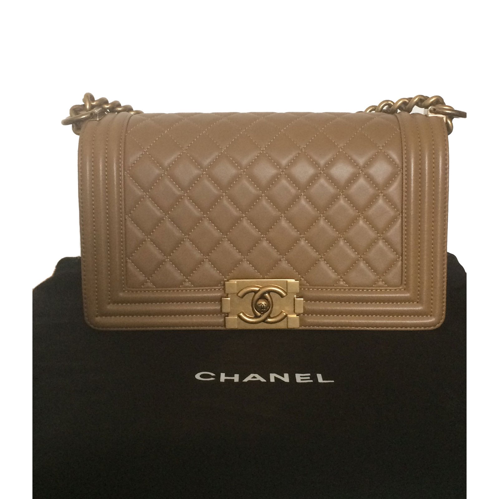 Chanel Le Boy Beige Lambskin ref.40604 - Joli Closet