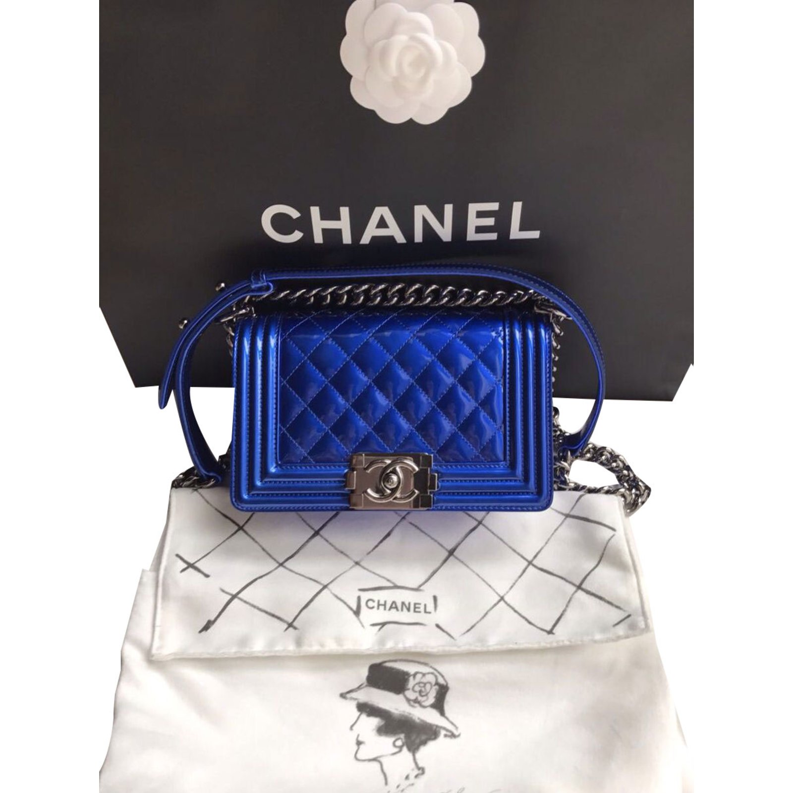 Chanel Boy small Blue Patent leather ref.40608 - Joli Closet