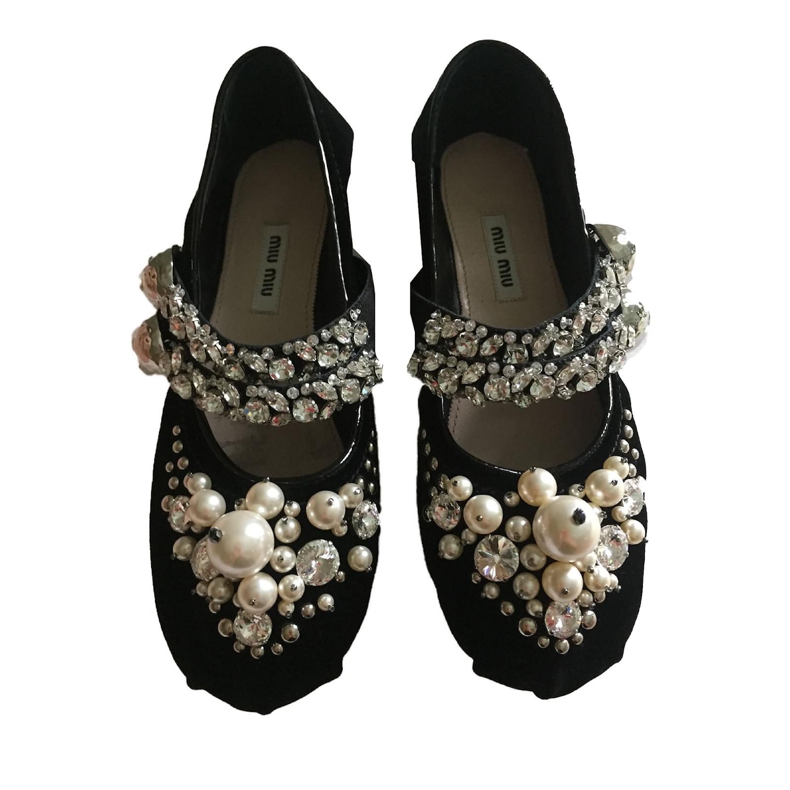 miu miu pearl flats