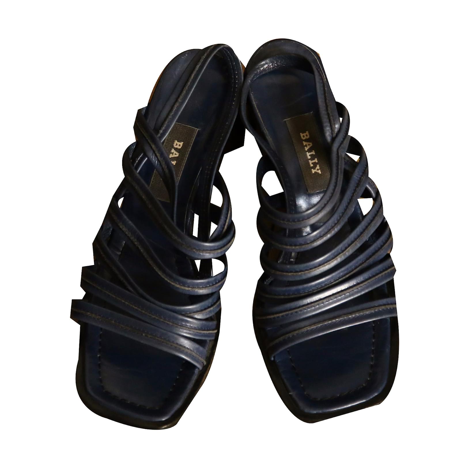 bally pumps