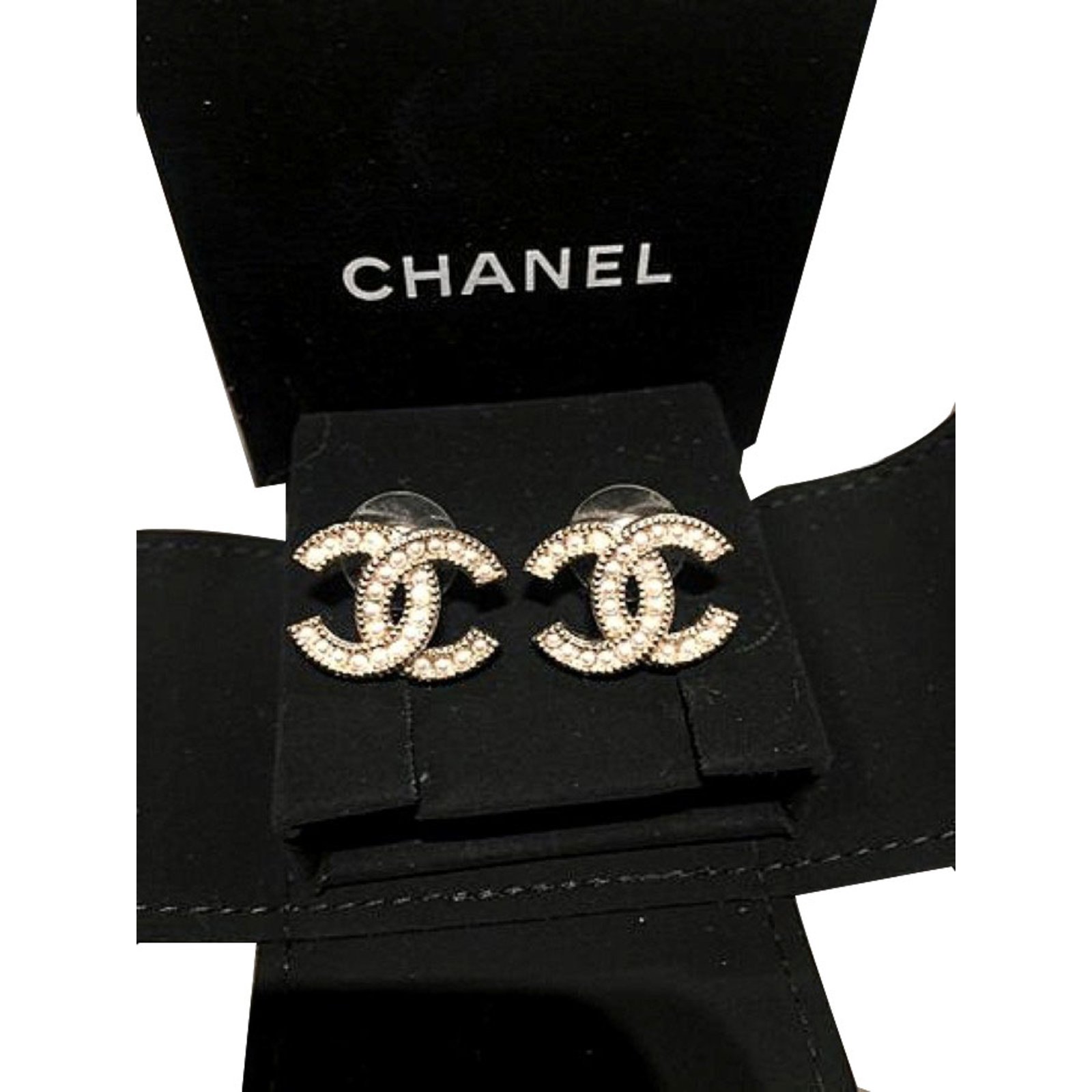 Chanel Earrings Beige Golden ref.54789 - Joli Closet