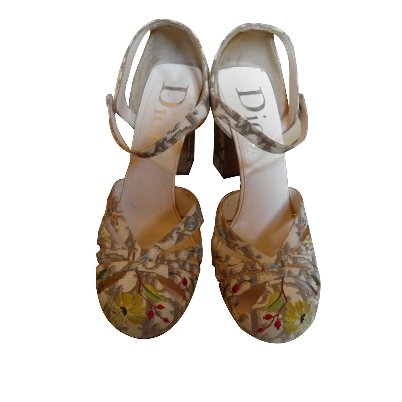 Dior Heels Beige ref.54992 Joli Closet