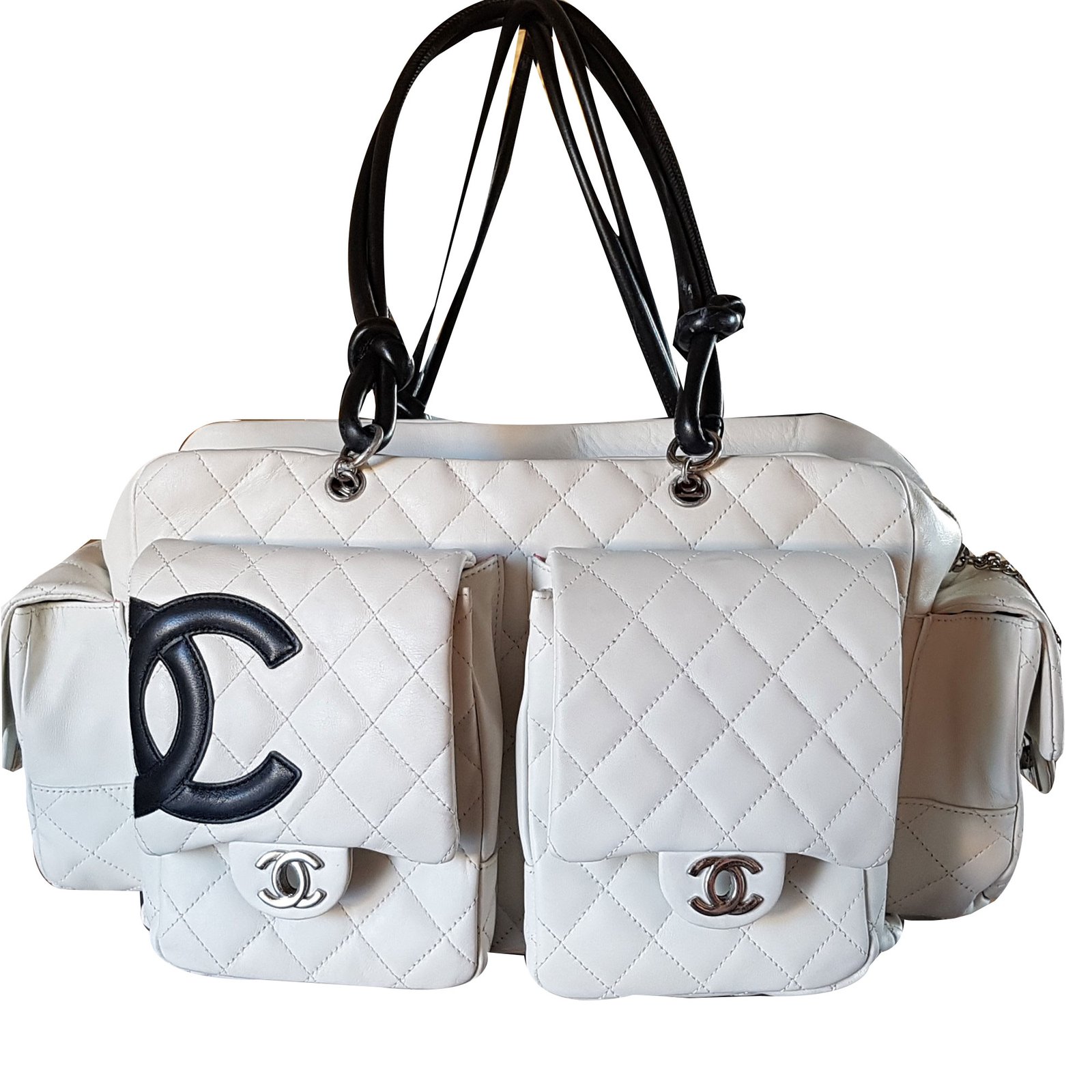 Pre-owned Chanel Cambon Reporter Leather Handbag In White