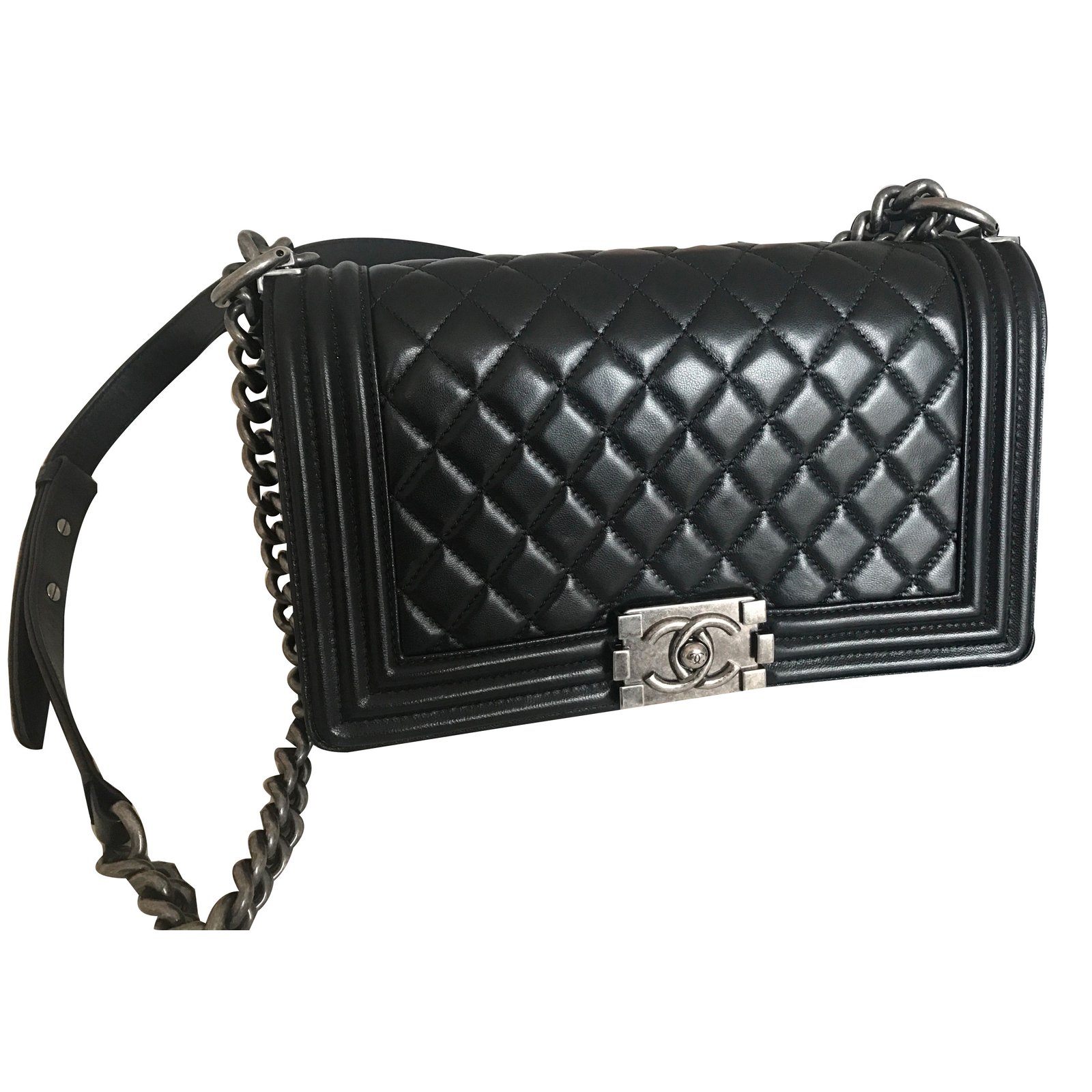 Chanel Le Boy Bag Black Leather ref.58777 - Joli Closet