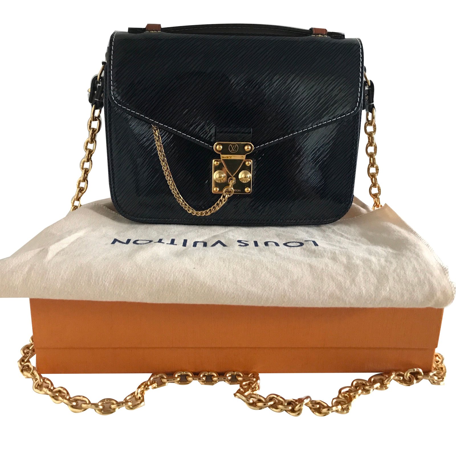 Louis Vuitton Mini Pochette Metis Handbags Patent leather Navy blue ref.58849 - Joli Closet