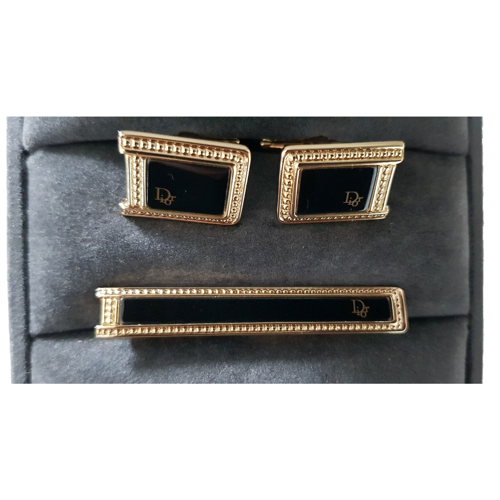 Louis Vuitton Gold Plated Cufflinks Louis Vuitton | The Luxury Closet