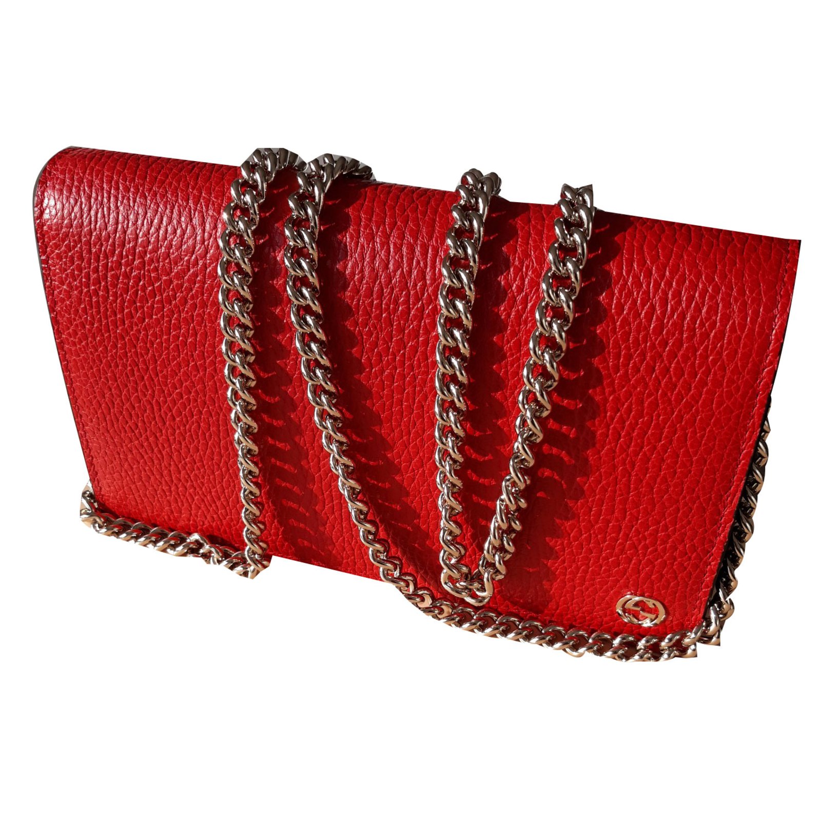 red gucci clutch bag