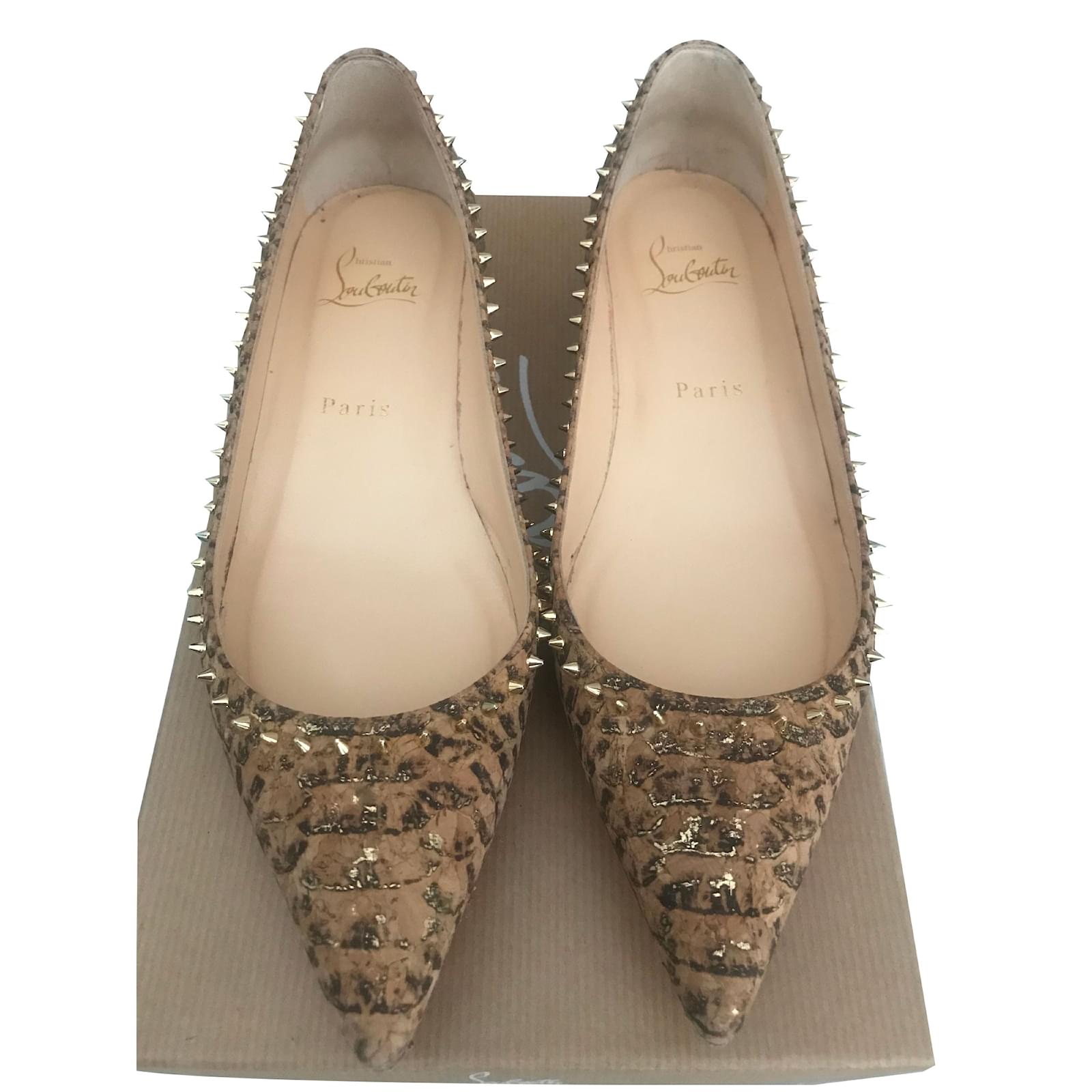 chaussure louboutin beige chaussure louboutin beige