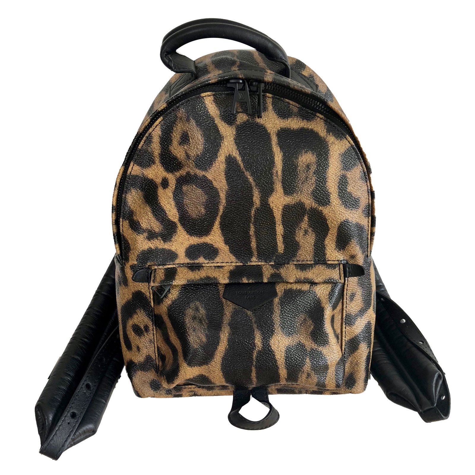 Louis Vuitton Backpacks Leopard print ref.71672 - Joli Closet