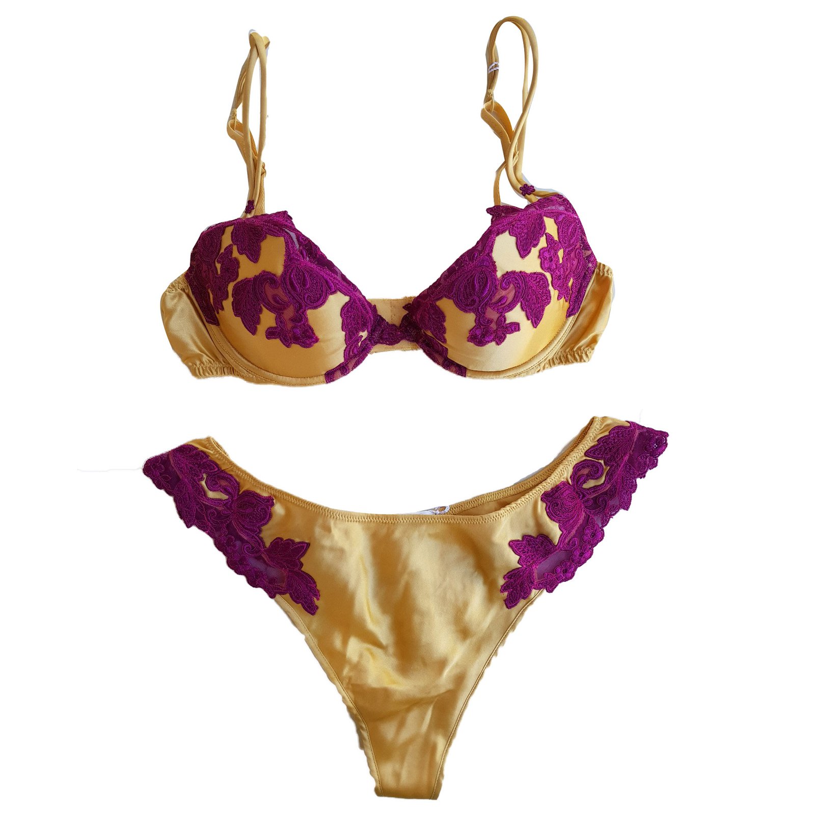 Hazel-coloured non-wired padded triangle V-bra