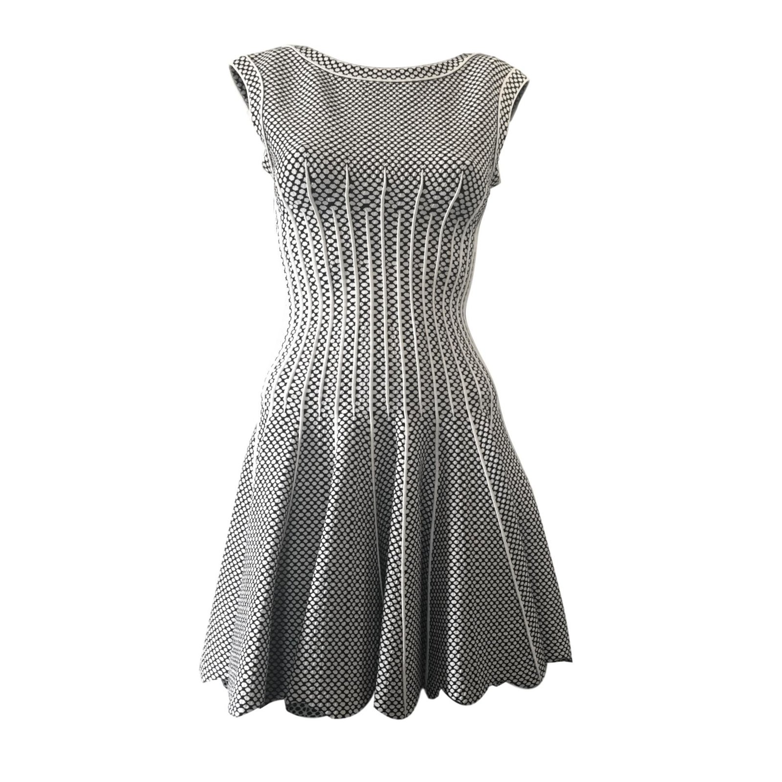 Alaïa Dress Dresses Viscose,Polyamide Black,White ref.73851 - Joli Closet