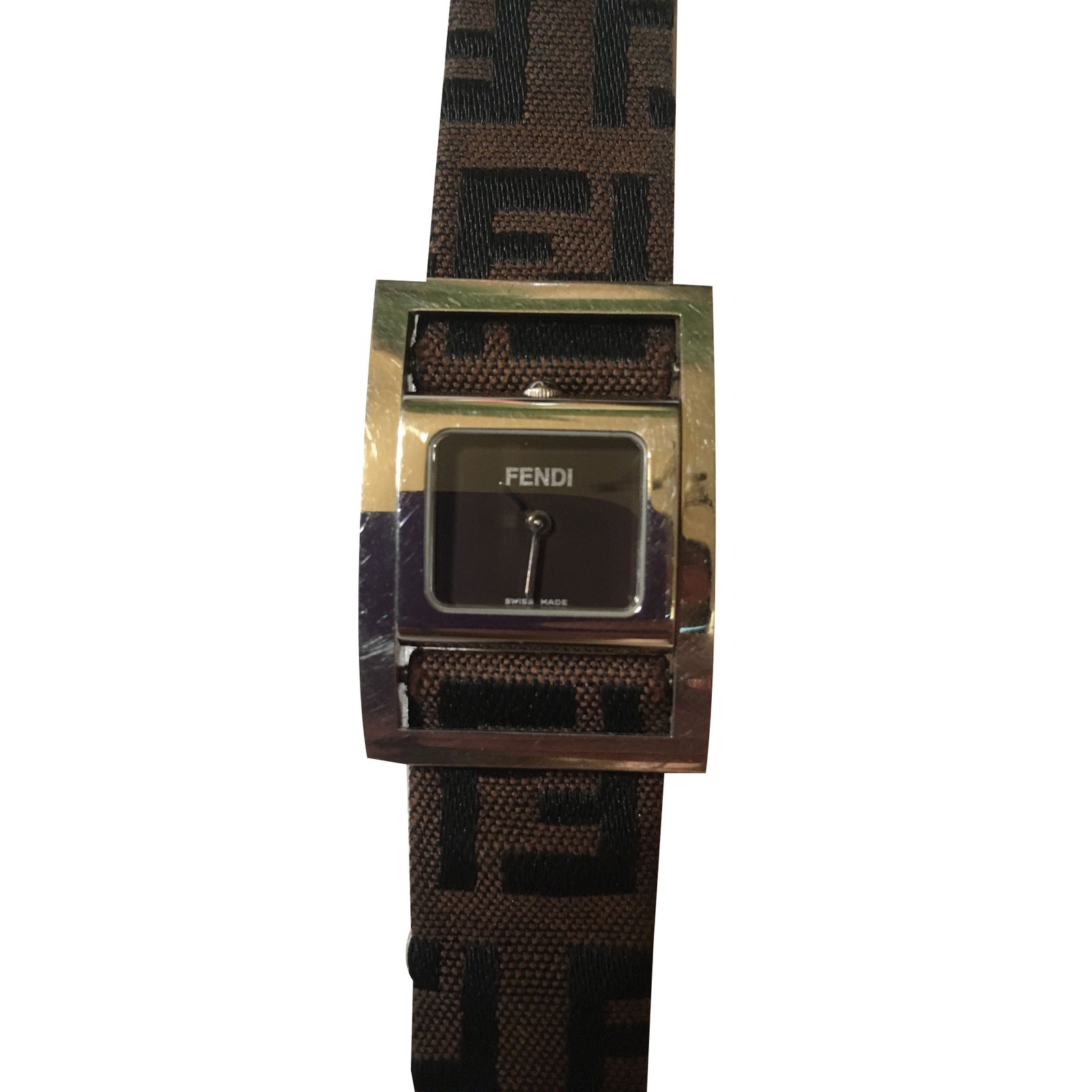 fendi watch sapphire crystal 3 atm quartz