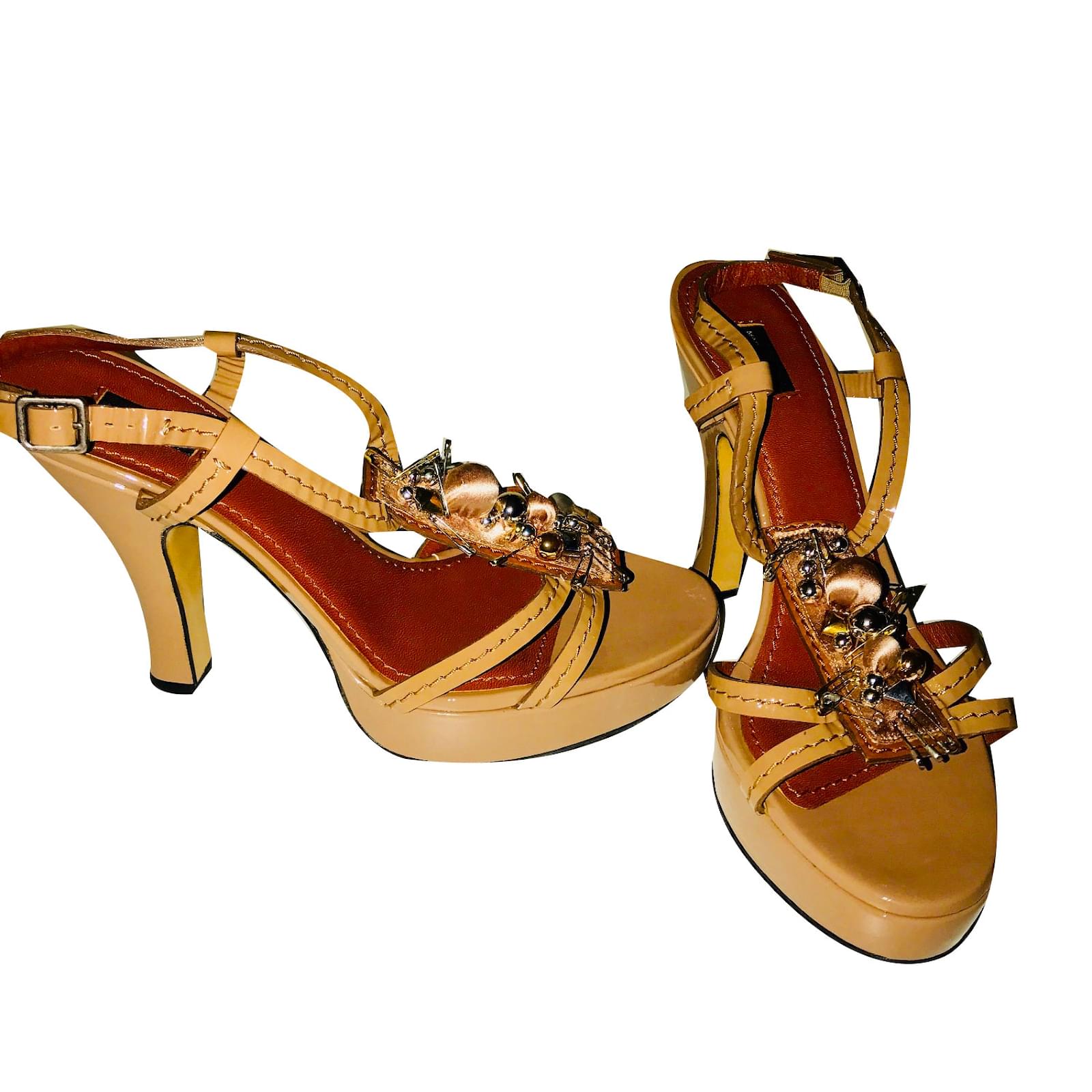 Marc Jacobs Tacchi Beige Carne Pelle verniciata ref.80674 - Joli Closet