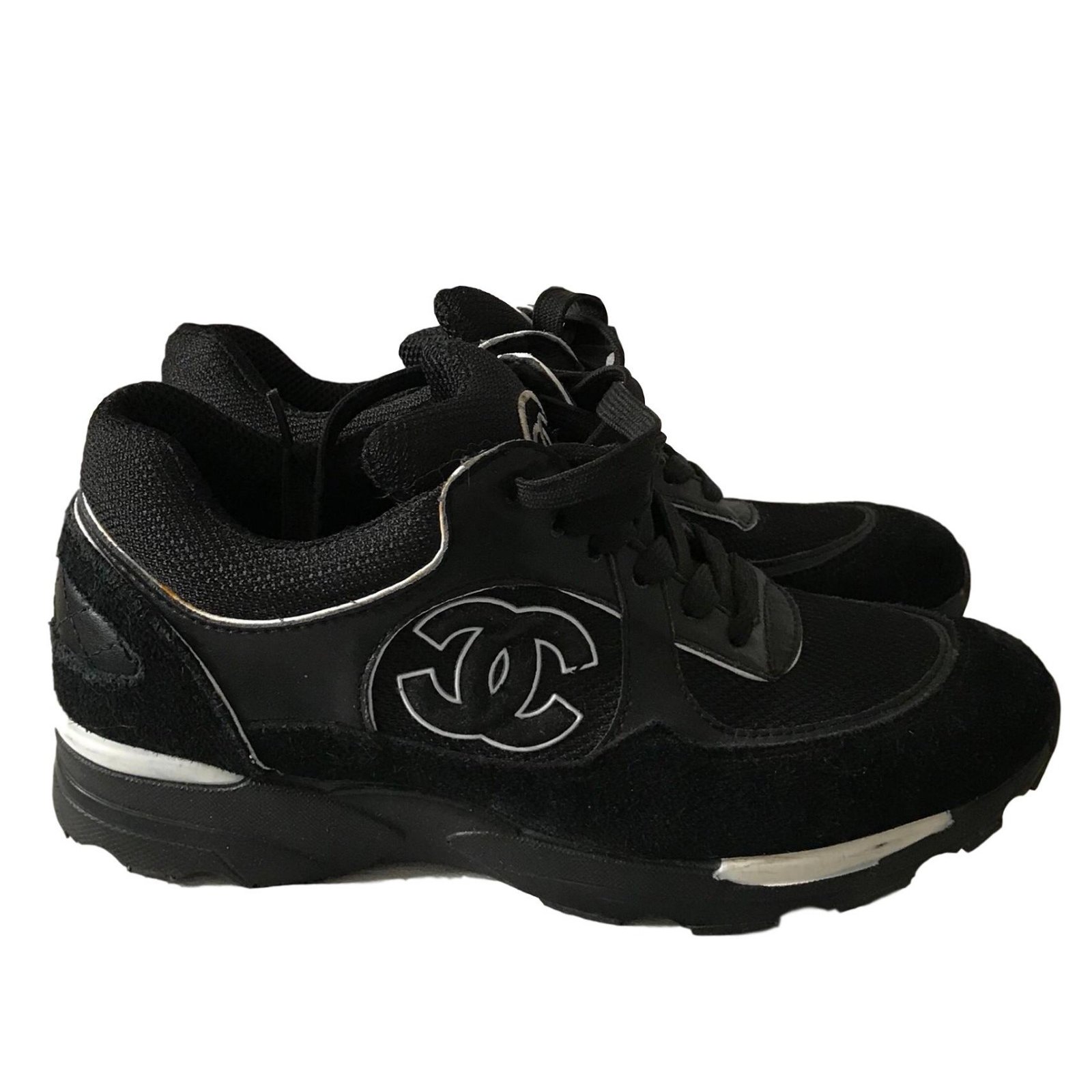 Chanel sneakers Black Leather ref.82127 - Joli Closet