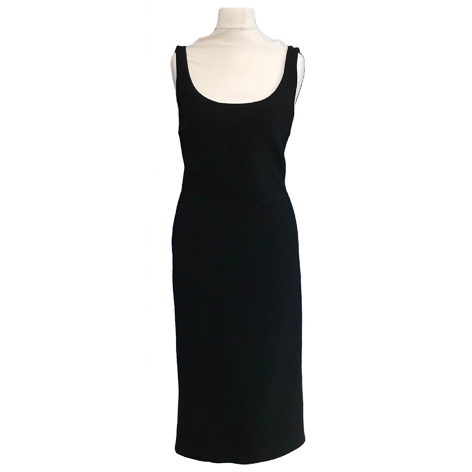 ワンピース Miu Miu Black Stretch Wool Dress Hailey Bieber's Miu Miu Stretch Boucle Black Mini Dress