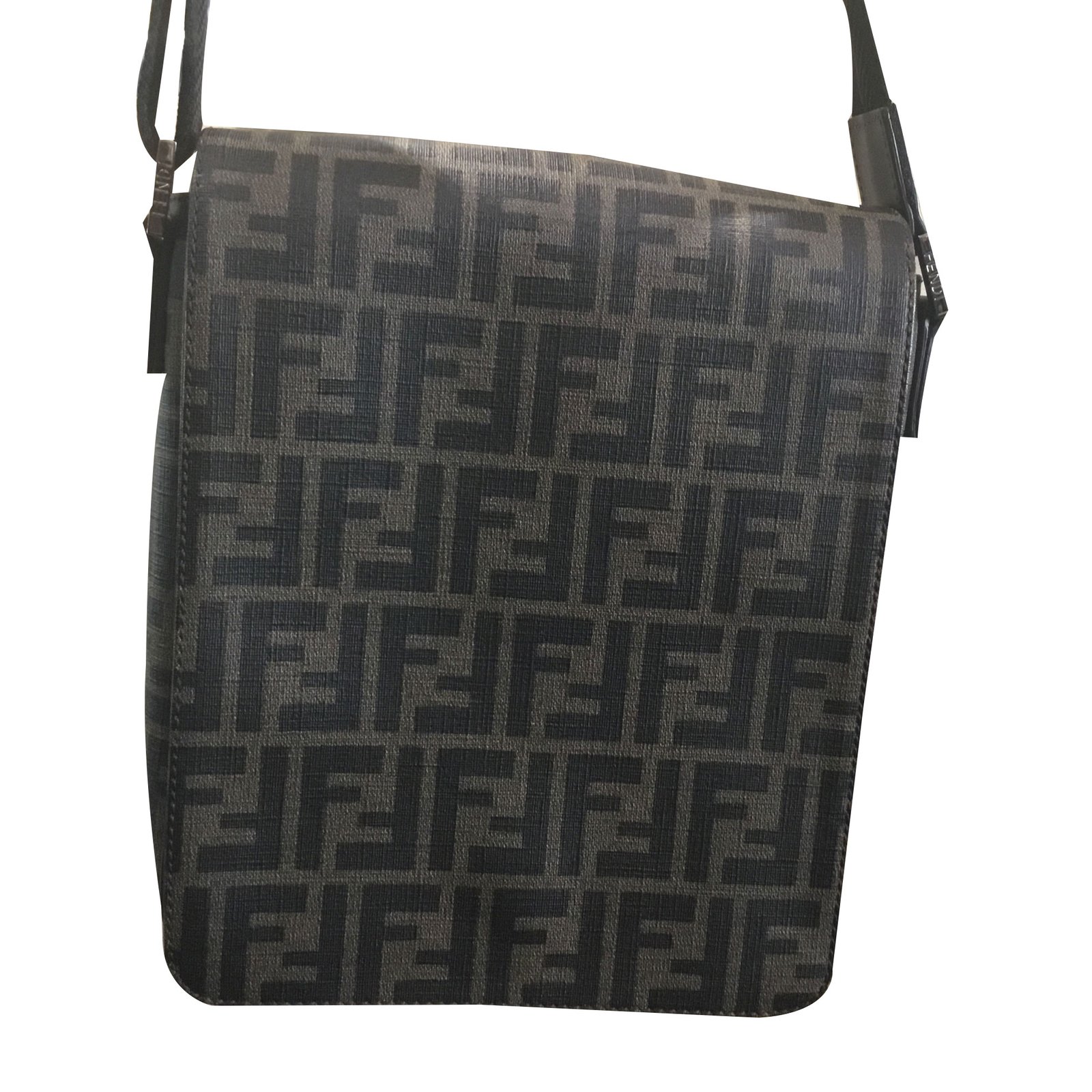 life the Internet thin Fendi Men's bag Brown Bronze Polyester ref.85398 - Joli Closet