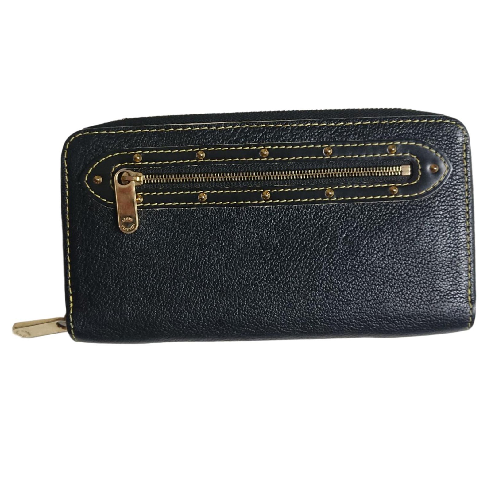 Louis Vuitton suhali leather wallet Black Exotic leather ref.87978 - Joli  Closet