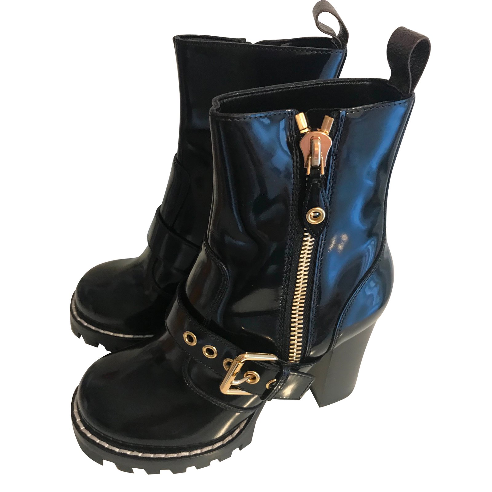 Louis Vuitton Star Trail patent leather buckled boots