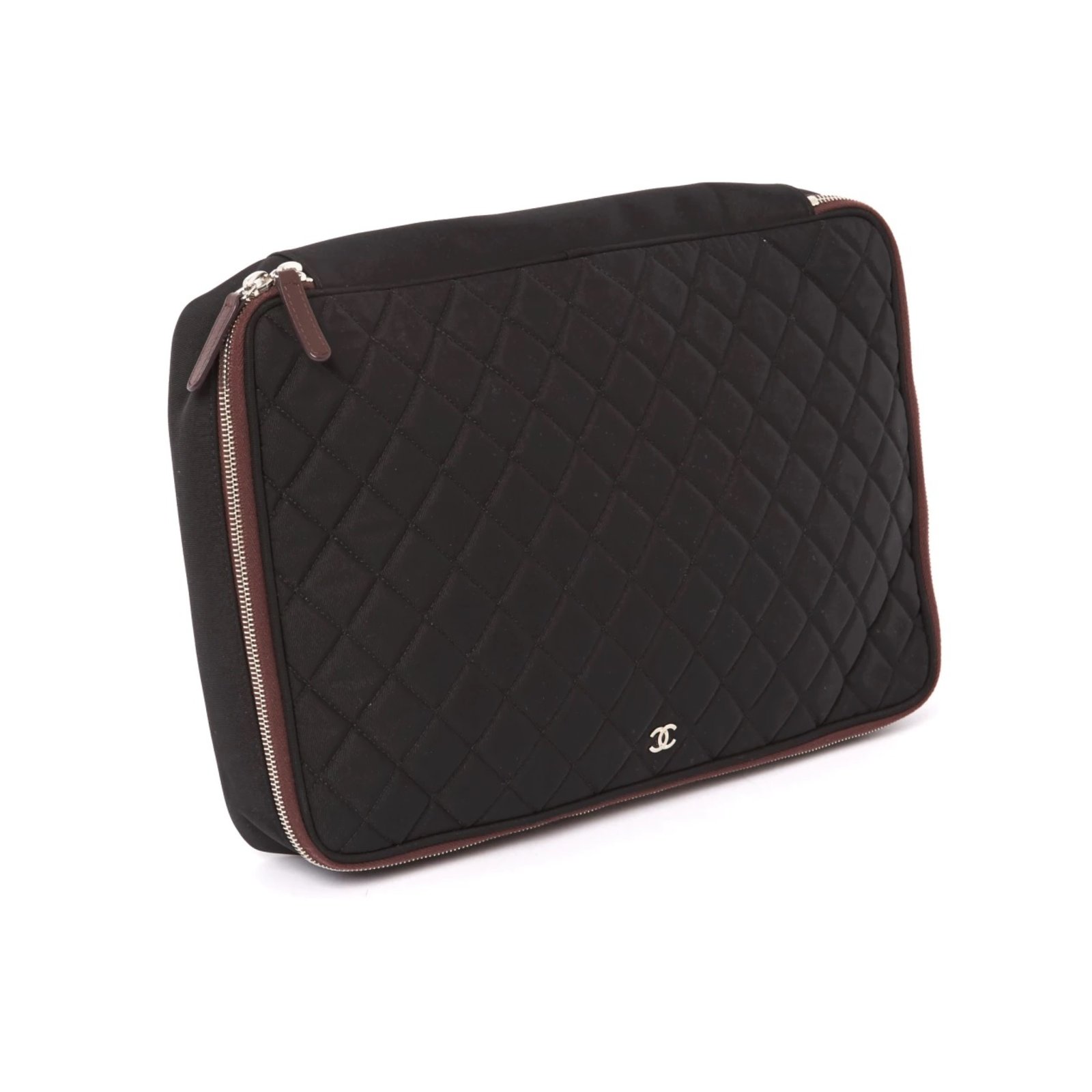 Chanel Christmas 2012 Quilted Nylon Laptop Case at 1stDibs  chanel laptop  case, chanel laptop sleeve, chanel christmas purse