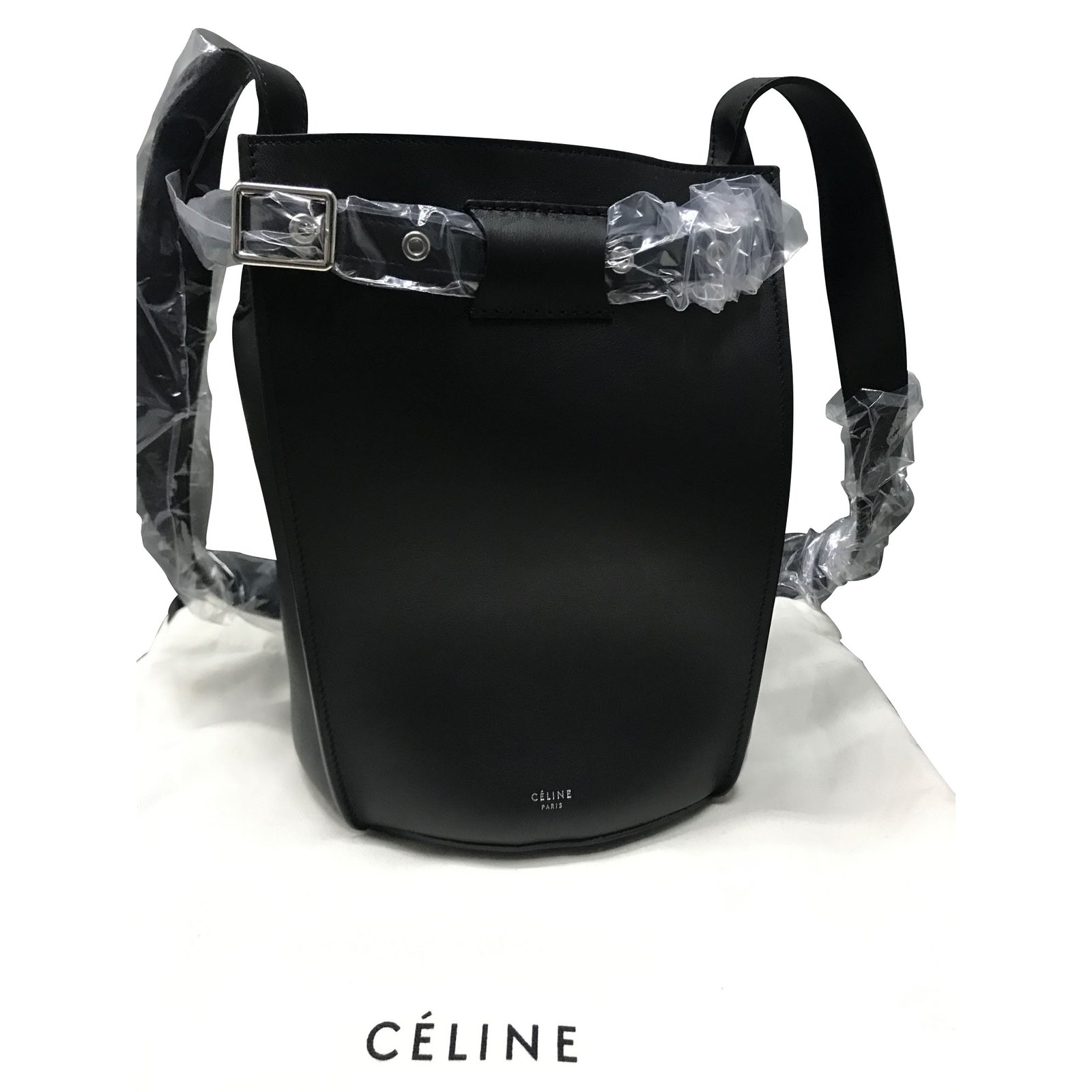 Celine big bag bucket with discount long strap in smooth calfskin