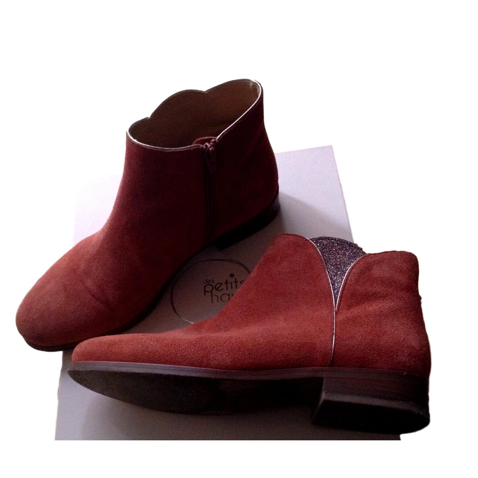 Des Petits Hauts Paire de chaussures Nilda brun Suede Marron ref.101350 -  Joli Closet