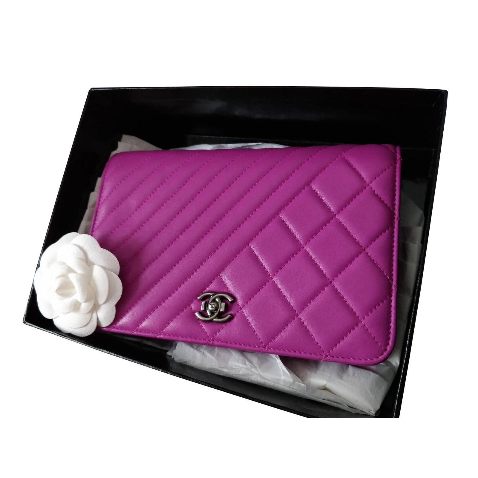 Wallet On Chain Chanel WOC Purple Leather ref.102631 - Joli Closet