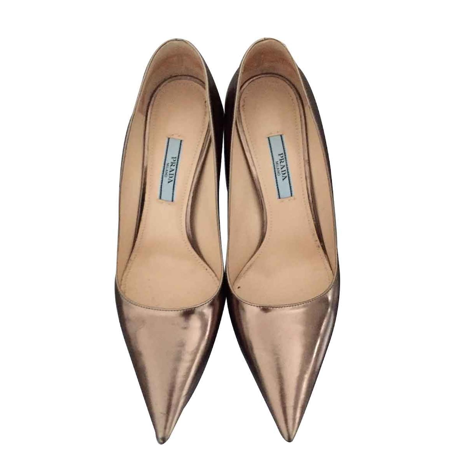 escarpin bronze
